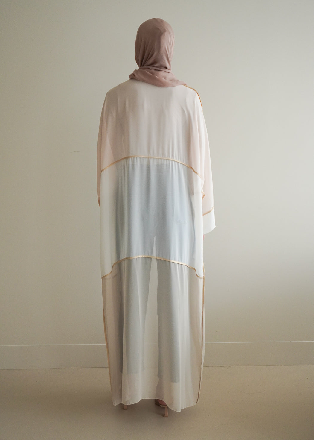 OPULENT CONTRAST DUSTER