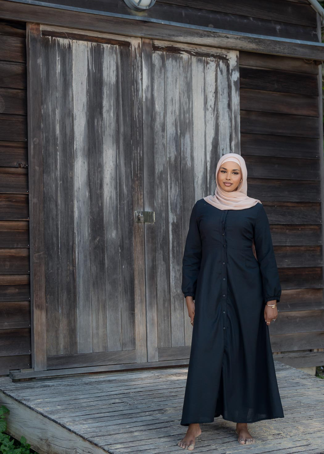 DEMURE LINEN DRESS- BLACK
