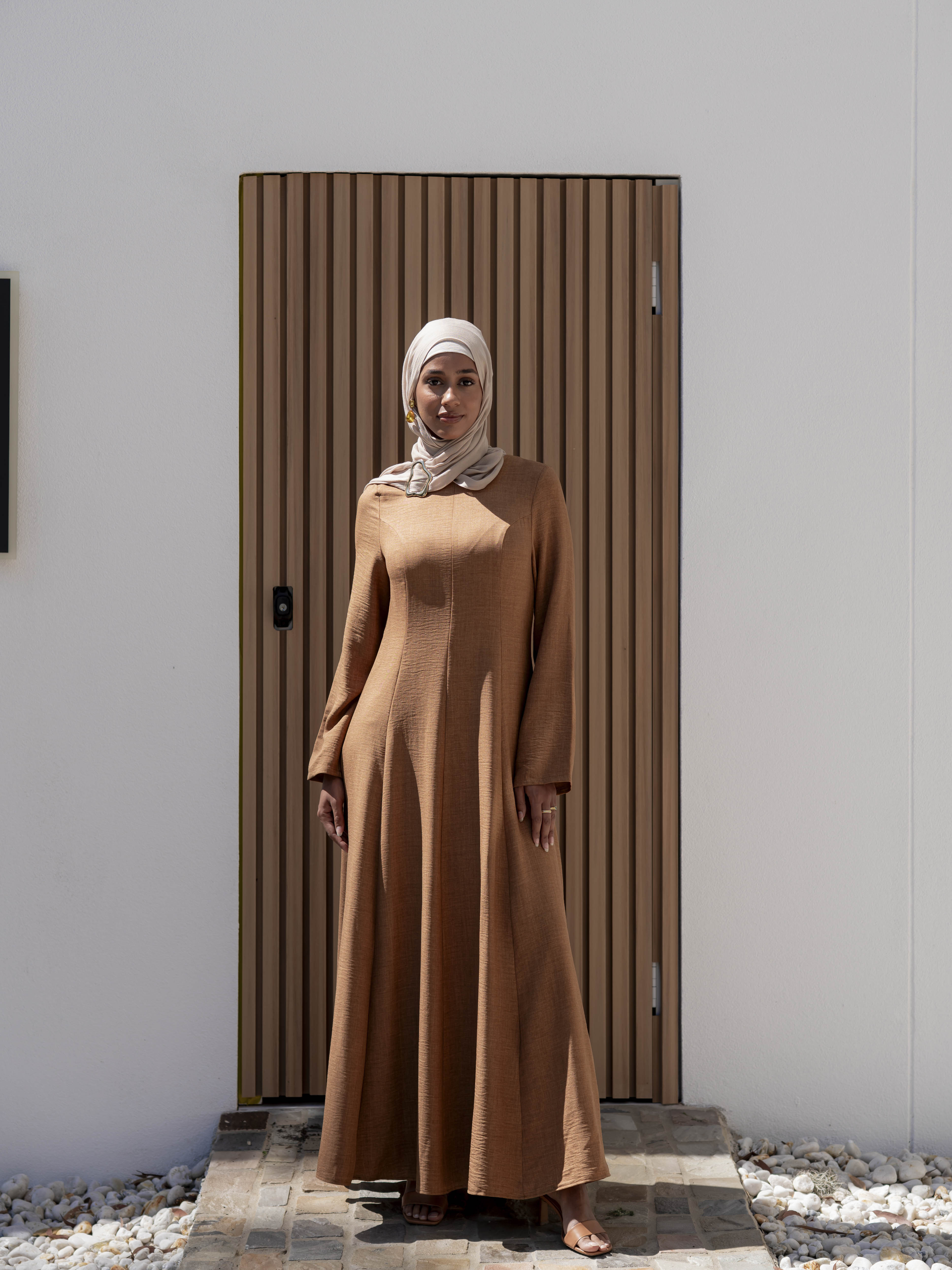 women's maxi flow dress for spring summer modest fashion with full length sleeves 