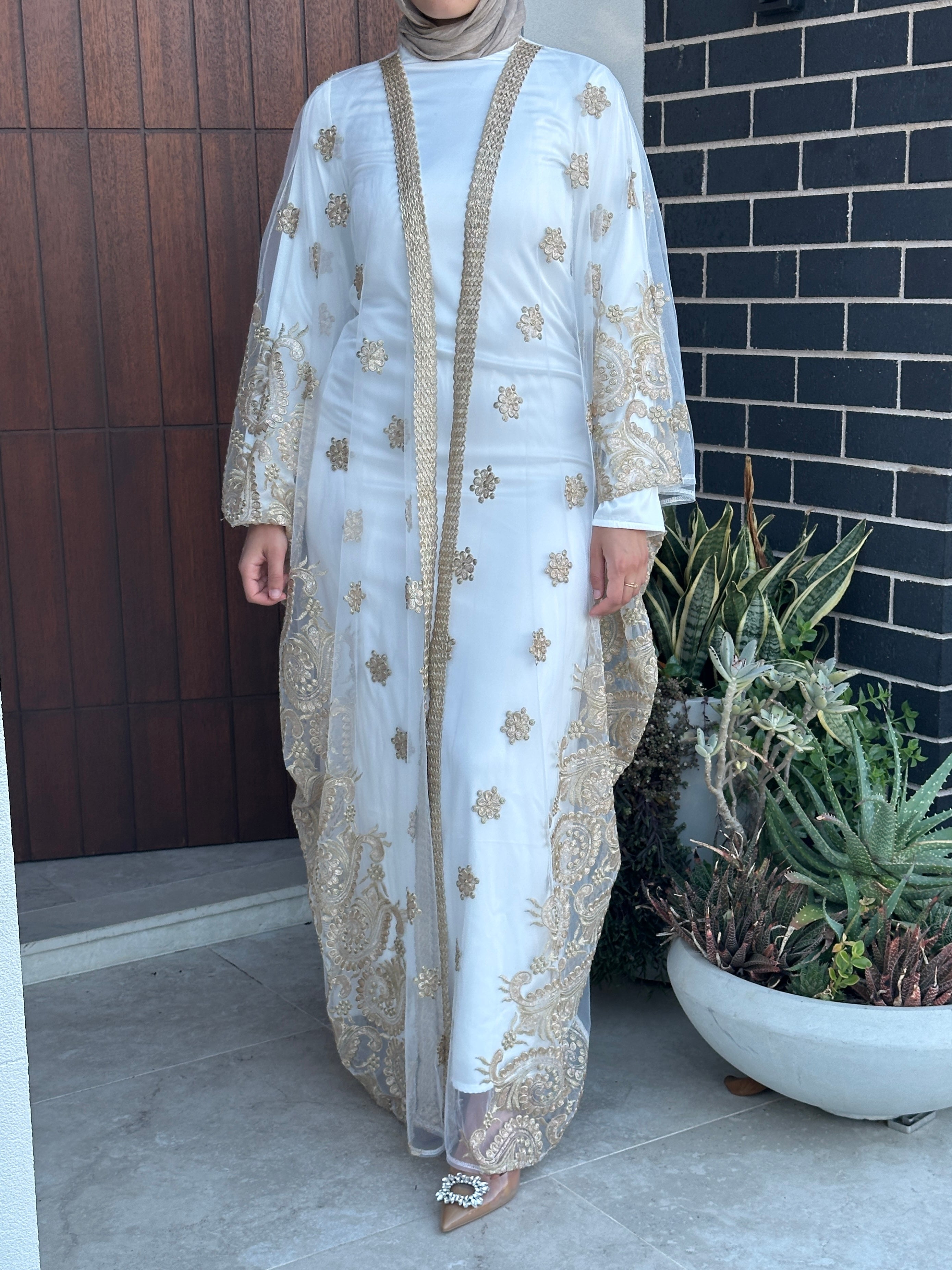 women's 2 piece abaya set in white. includes white maxi body dress/ slip with gold embellished abaya for ramadan/ eid, event/ occasion wear. suitable for modest fashion girls, hijabis. 