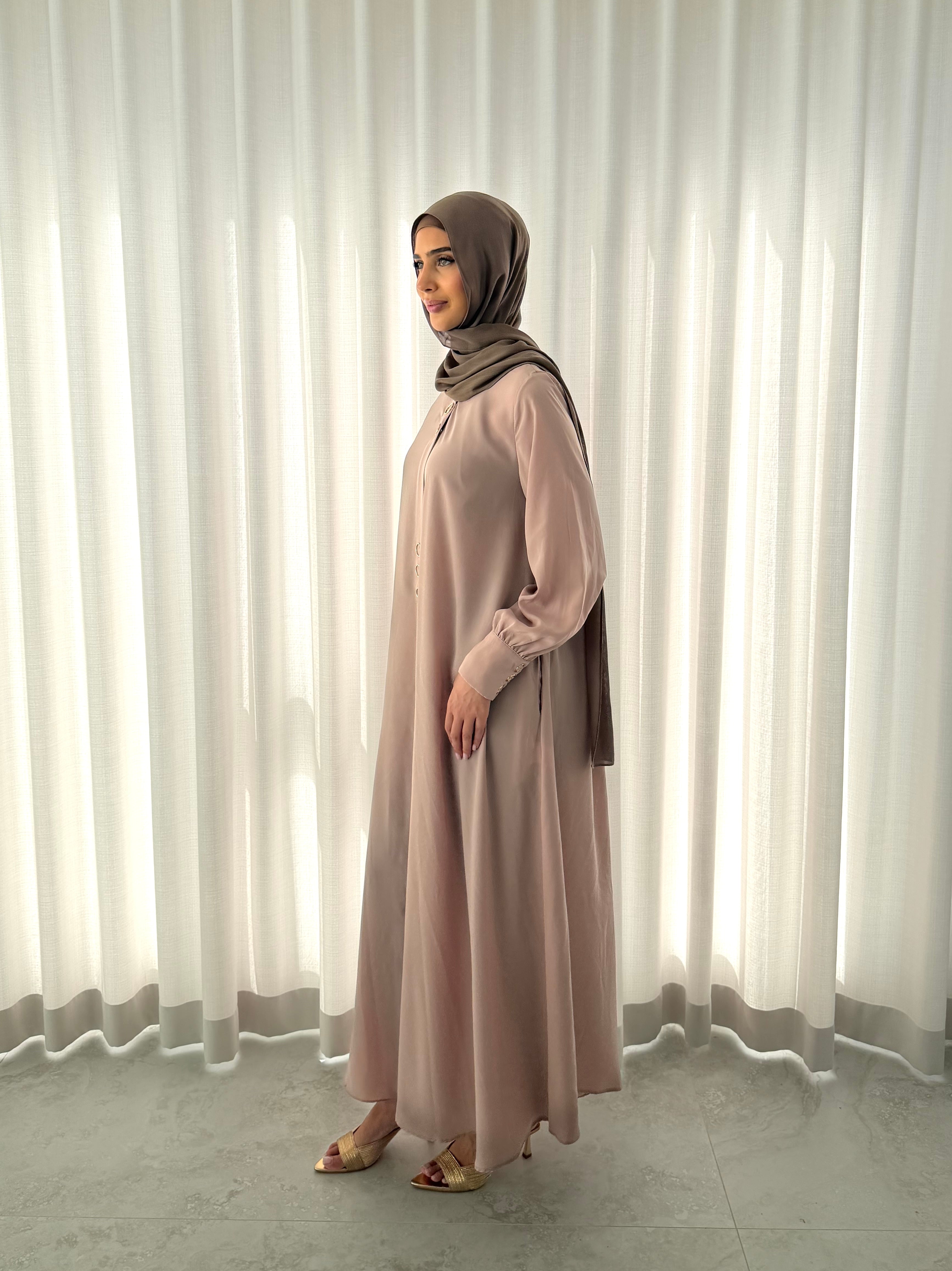 Qamar Abaya in blush– modest abaya with soft drape, side view