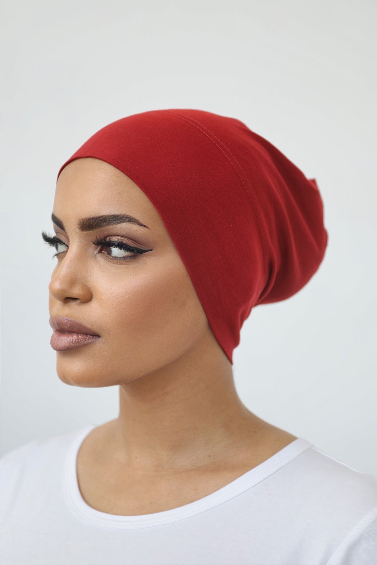 DEEP RED CAP