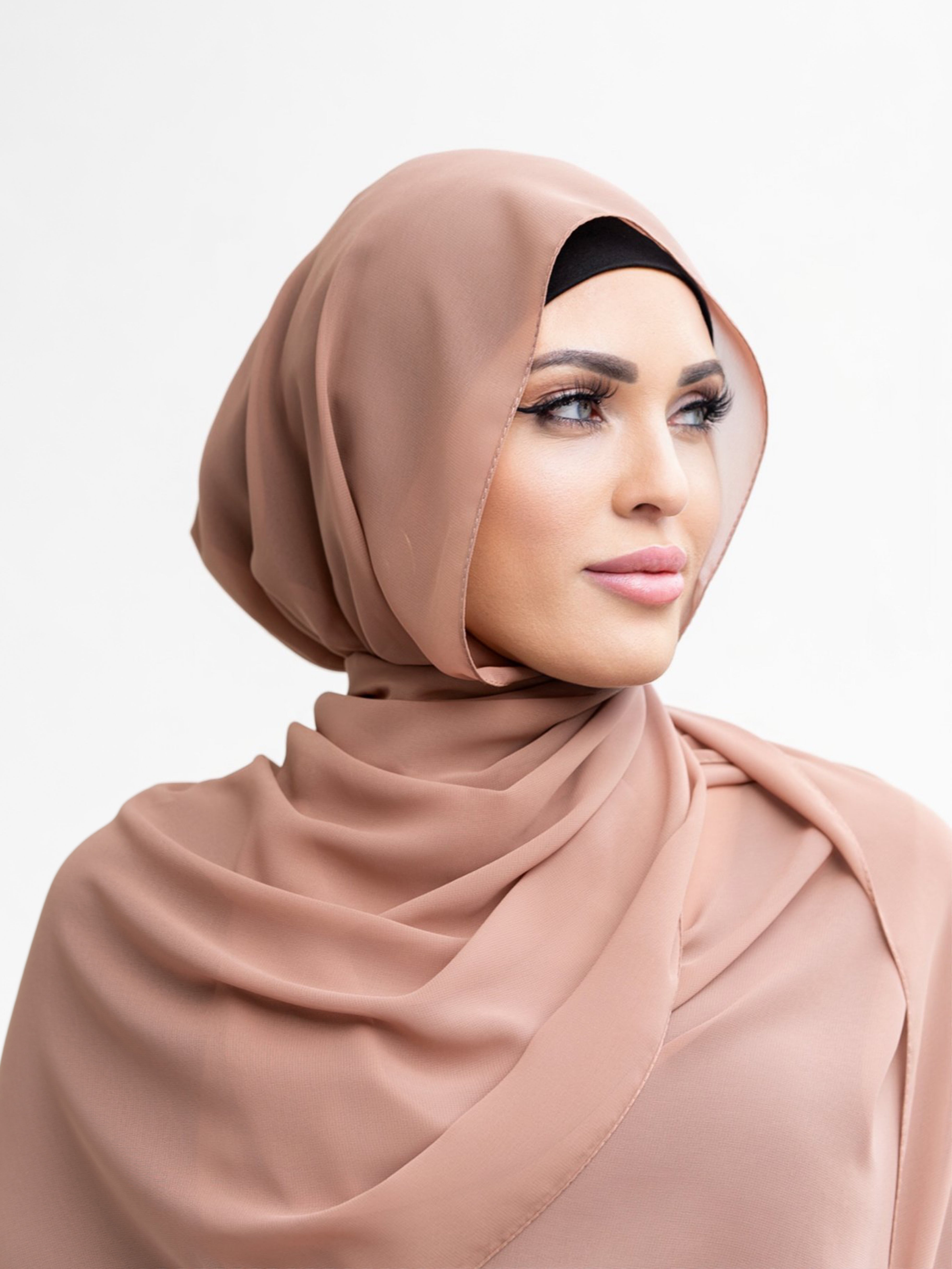 Chiffon hijab with rolled stitch 190cm x 63cm lightweight polyester scarf