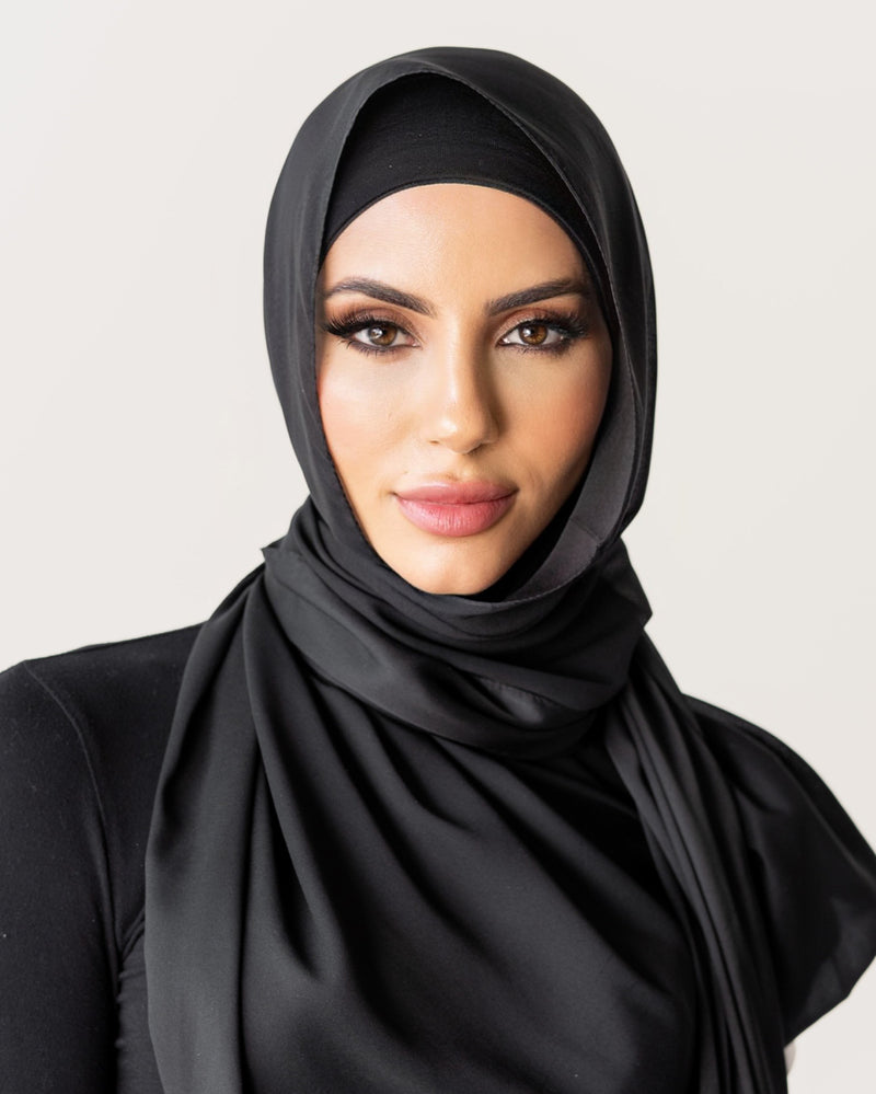 SILK LOOK BLACK SCARF