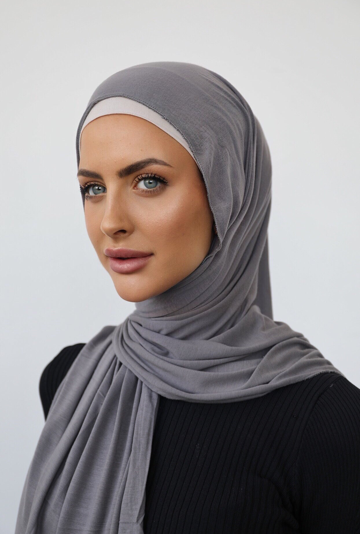 DARK GREY JERSEY SCARF